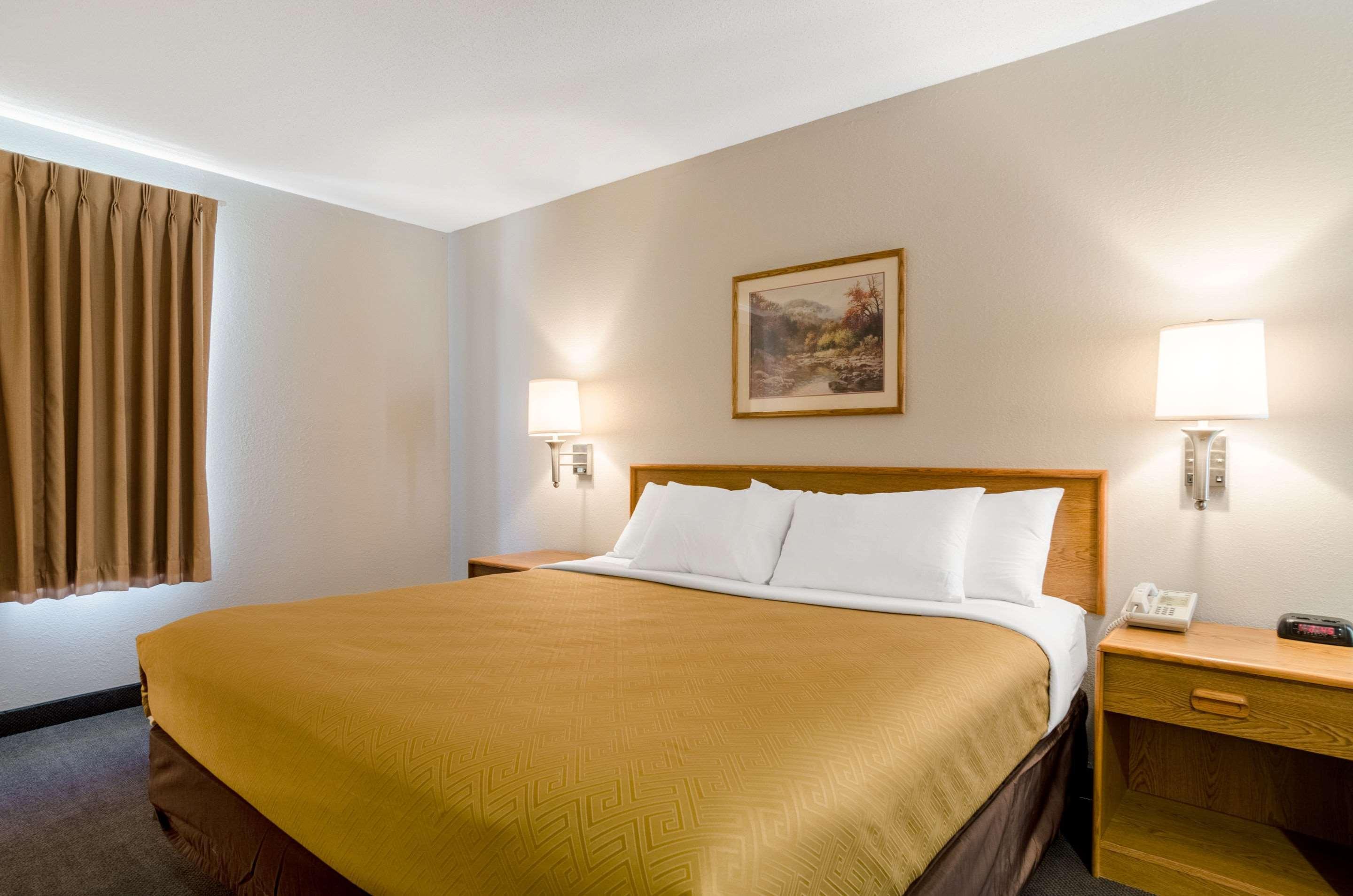Rodeway Inn Ainsworth Zewnętrze zdjęcie