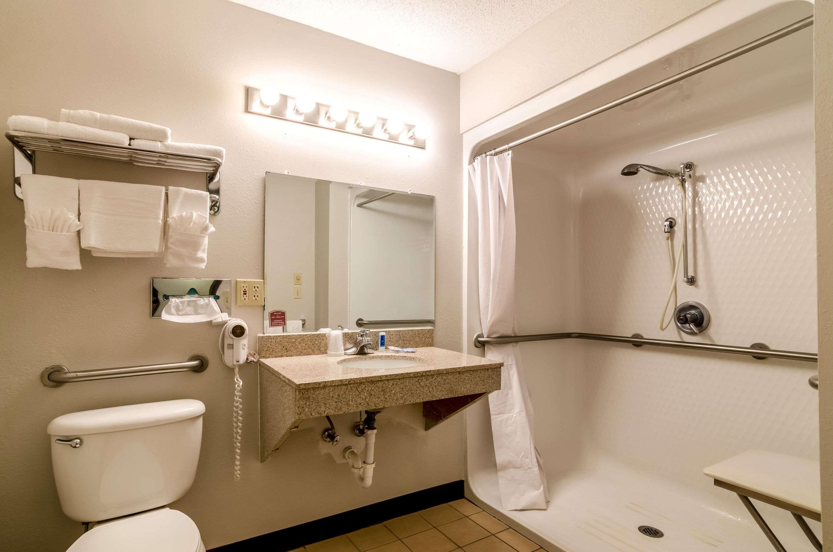 Rodeway Inn Ainsworth Zewnętrze zdjęcie